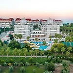 Royal Atlantis 4*