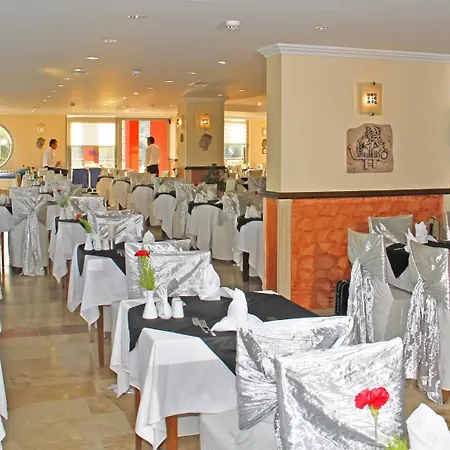 Royal Atlantis 4* Side