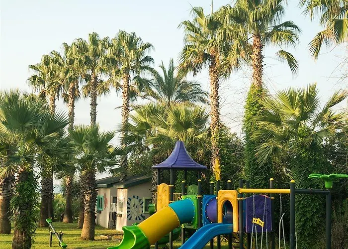 Отель Royal Atlantis 4*