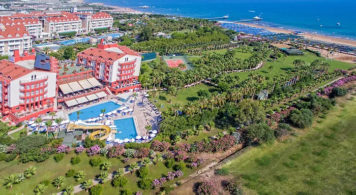 Отель Royal Atlantis