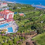 Отель Royal Atlantis