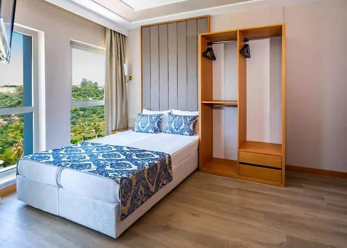 Royal Atlantis Hotel 4*