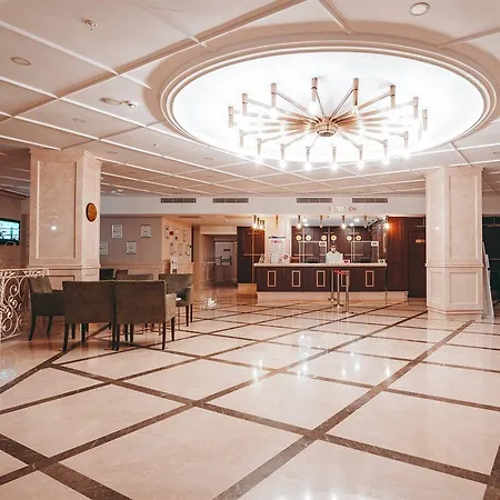 Royal Atlantis 4* Side