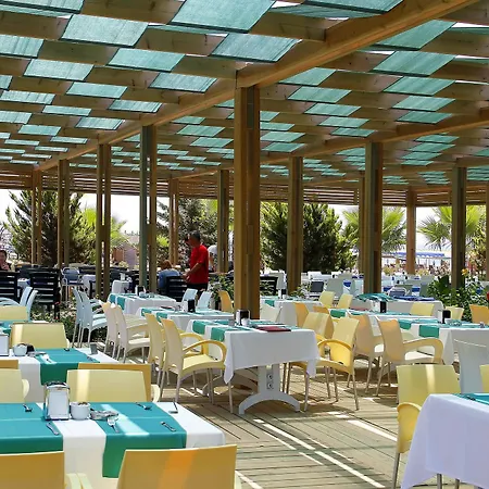 Royal Atlantis Side